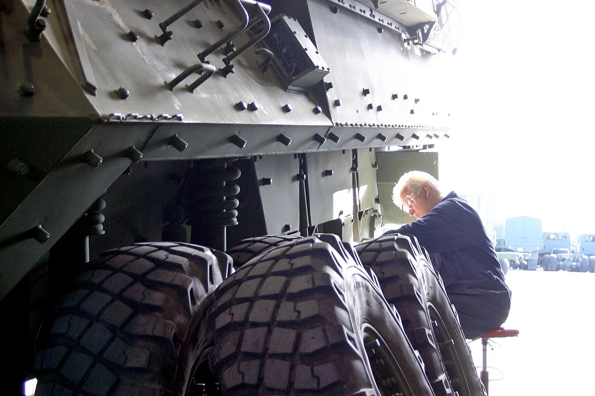 Vehicle servicing and support